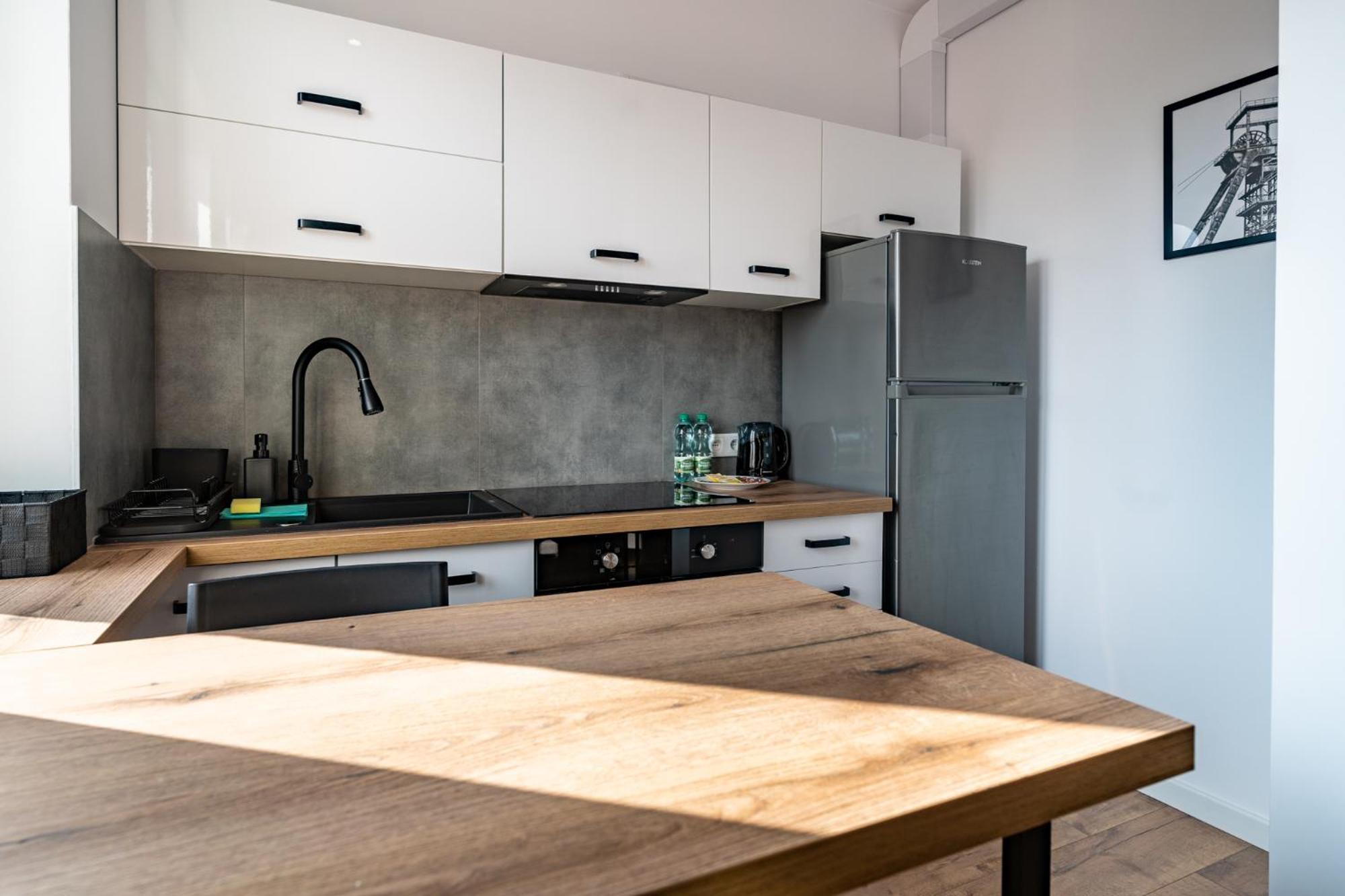 Nikiszowiec Chic Apartment 카토비체 외부 사진